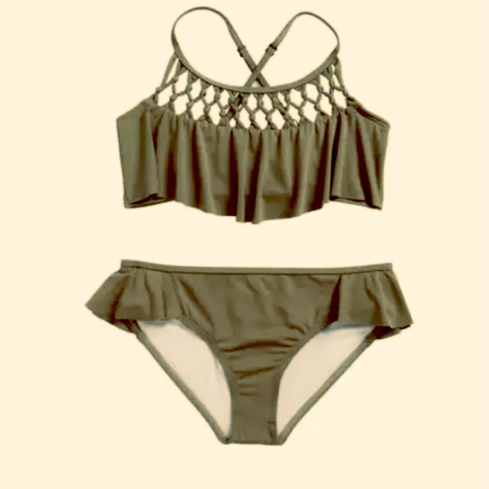 Brand new with tags billabong MACRAME madness bikini size 5